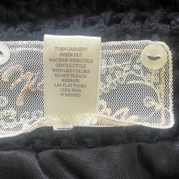 Nick & Mo Crochet Mini Skirt Black Lace Drawstring Waist ALine Casual - Picture 5 of 5